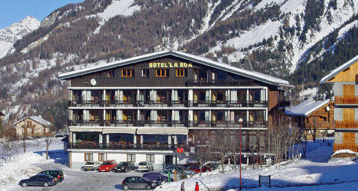 Chalet-H�tel La Rua - Le Ski du Nord au Sud