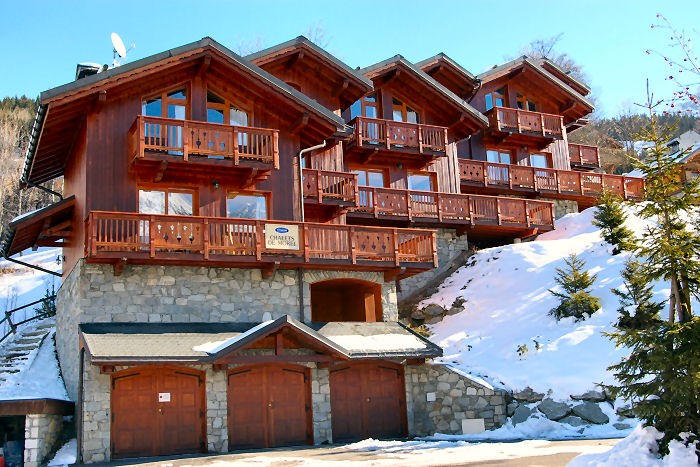 Les Chalets de M�ribel - Le Ski du Nord au Sud