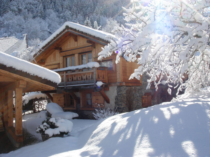 http://www.leskidunordausud.fr/photos/HIVER/saint-gervais-mont-blanc/residences/chalet-la-chouette/chalet-la-chouette0.jpg